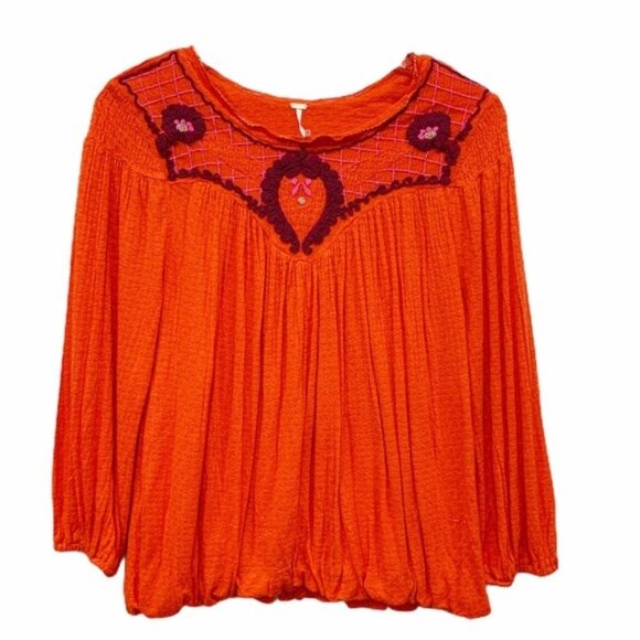 Free People Begonia Flower Embroidered Peasant Top - Picture 2 of 8